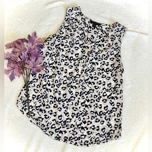 Banana Republic Leopard Sleeveless Blouse - XS